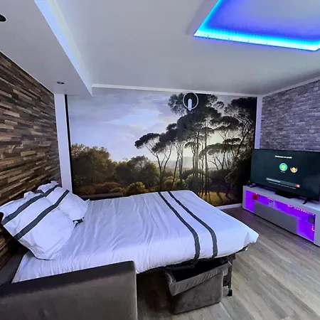 아파트 With Jacuzzi Near Paris 펜틴